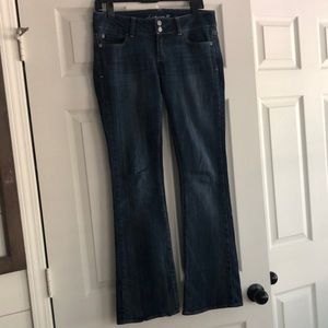 Low rise boot cut jeans. Size 4 regular